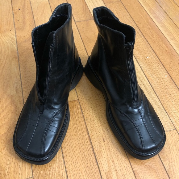 Elle - Black Ankle Boot - size 5 - Picture 8 of 9